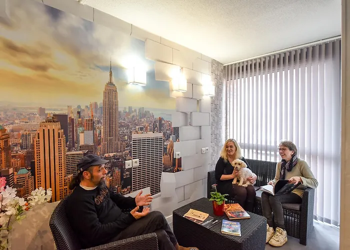 The Originals Access, Hotel Thouars